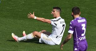 Jeux de jonglage avec cristiano ronaldo (113 jeux) il y a 12 ans et 2 mois. Juventus Turin Cristiano Ronaldo Force De Faire Ses Bagages Dans Quelques Semaines