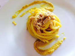 Crema al tonno, la ricetta per preparare facilmente ed in pochissimo tempo, questa gustosa crema per condire tante prelibatezze ingredienti: Cucina Di Storie Tonno In Crema Di Ceci Sul Tema Pasta Al Tonno