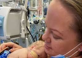 Gemelos Fantásticos: nacieron prematuros y no tenían chances de vida, pero  se recuperan y asombran al mundo