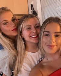 august dump <3 time for a nap and a turkey tom