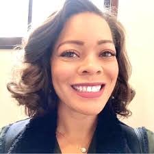 Abigail Elder's Instagram, Twitter & Facebook