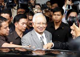 (a) teruskan cara yang terbukti gagal; Pertaruhan Nasib Najib Razak Dalam 1mdb Tirto Id