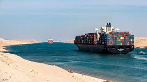 The suez canal is an artificial waterway in egypt extending from port said to suez and connecting the mediterranean sea with the red sea. Ø¥ØºÙ„Ø§Ù‚ Ù‚Ù†Ø§Ø© Ø§Ù„Ø³ÙˆÙŠØ³ 8 Ø²ÙˆØ§Ø±Ù‚ Ù‚ Ø· Ø± ØªØ¹Ù…Ù„ Ø¹Ù„Ù‰ ÙØªØ­ Ø§Ù„Ù…Ø¬Ø±Ù‰ Ø§Ù„Ù…Ø§Ø¦ÙŠ ÙˆØªØ¹ÙˆÙŠÙ… Ø§Ù„Ø­Ø§ÙˆÙŠØ©