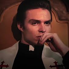 Travis Wunderlich's Instagram, Twitter & Facebook