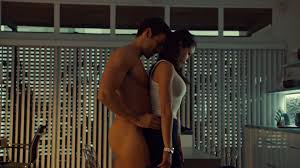 Tatiana Maslany - Orphan Black s01e01 (2013) - Celebs Roulette Tube
