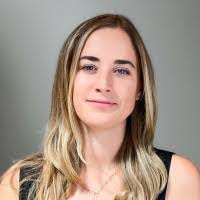 Alexandra Mcmanus's Instagram, Twitter & Facebook