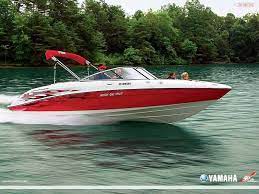 Yamaha 23 Foot Jet Boat