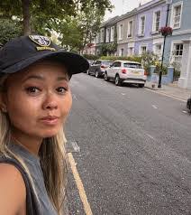 Emmy Burns's Instagram, Twitter & Facebook