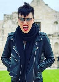 Lzzy Hale Halestorm Lzzy Hale Short Hair Styles Red Hair