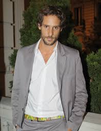 Gonzalo valenzuela velasco was born in 1629, at birth place, to gonzalo valenzuela valenzuela and clara valenzuela valenzuela (born hermosilla velasco). Gonzalo Valenzuela