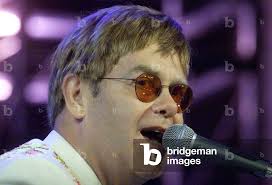 Image of DER BRITISCHE SÄNGER ELTON JOHN TRITT AM 09.09.2000 IN ATHEN