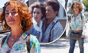 17 ответов 67 ретвитов 519 отметок «нравится». Back To The Future Star Claudia Wells 53 Enjoys Lunch In Los Angeles Daily Mail Online