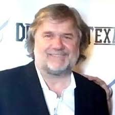 Andy Giles (@Ledzeproll)