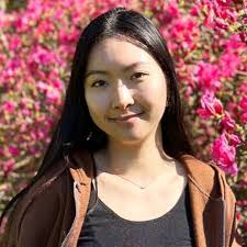 Valerie Noelle's Instagram, Twitter & Facebook