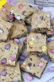 These mini egg dessert pots are no bake. Mini Egg Cookie Bars Jane S Patisserie