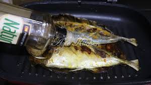 Air asam tidak boleh diletakkan cili, jadi diganti dengan lada hitam yang memang bagus untuk wanita dalam pantang. Ikan Bakar Dengan Air Asam Pencicah Lauk Wanita Dalam Pantang Azie Kitchen