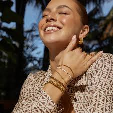 Handmade Jewellery, Bags, Hats, Eyewear, Clothing and More...