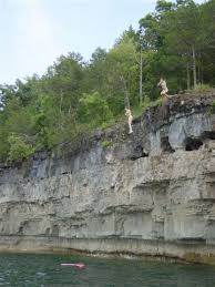 Let S Go Cliff Jumping Arkansas Vacations Mountain Home Arkansas Lake Vacation
