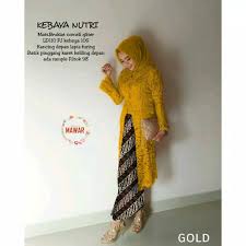 Namun brokat sendiri memiliki pelbagai jenis yang seringkali menciptakan kita semakin bingung memilih. Jual Kebaya Tradisional Jawa Terbaru Lazada Co Id