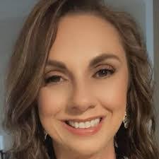 Stephanie Chesnut's Instagram, Twitter & Facebook