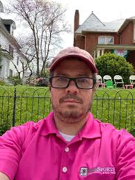 Leon C McKenzie (@suremckenzie)