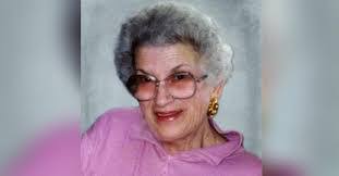 Cecilia Marsh's Instagram, Twitter & Facebook