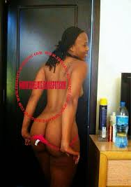 Wanafunzi wafumaniwa uchi wakiwa wanafanya mapenzi na baba| kipigo chake. Wanafunzi Sauti Wakiwa Uchi Wa