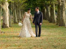 Huma abedin's marriage to anthony weiner was showing signs of trouble for months before she announced they were separating in the wake of a third sexting scandal on monday, sources tell people. Anthony Weiner And Huma Abedin Through The Years