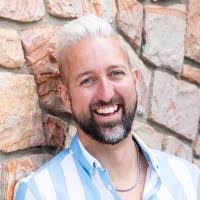 Sam Rihani's Instagram, Twitter & Facebook