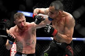 Тони фергюсон в бою против бенеила дариуша. Habib Getzhi Na Ufc 254 Pobeda Dzhastina Nad Toni Fergyusonom Video Boya Chempionat
