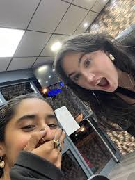 ✨Buddy up✨ Hi !!! Me and my friend Scher have been living together for  three years and are looking to move to a new place with 1 or 2 new  housemates no