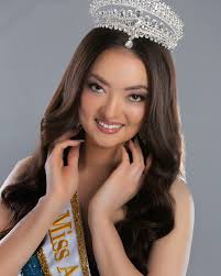 Miss Aura Japan 2025 🇯🇵 Meet Alice Ai Kroll, who will represent Japan at  Miss Aura International 2025. Alice finds joy in creative expression and  acts of kindness. Whether it's dancing, singing,