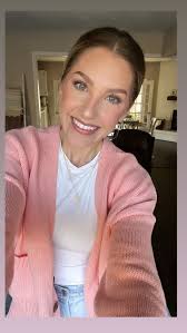 Taryn Lee 🦋 (@tarynbofficial) • Instagram photos and videos