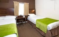 Many travelers enjoy visiting churchill war rooms (1.7 miles), tower of london (3.7 miles), and houses of parliament (1.9 miles). Marble Arch Inn London Updated 2021 Prices