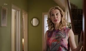 Sahnede, beaumont'un başrolleri arasında, sara mae tuson'un i̇ngiltere tiyatrosu eleştirisinde manipülatif harpiden kırılmış. Endeavour Cartouche S5e2 Review Music Locations Literary References Etc Morse Lewis And Endeavour