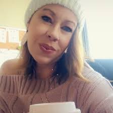 Lori Rector's Instagram, Twitter & Facebook