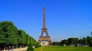 Erected in 1889 as the entrance arch to the 1889 world 's fair, it. Activities And Museums To Do Nearby The Eiffel Tower