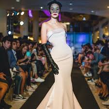 น้ำทิพย์ จงรัชตวิบูลย์ (เกิด 23 พฤศจิกายน พ.ศ. à¸ªà¸§à¸¢à¹„à¸¡ à¹€à¸›à¸¥ à¸¢à¸™ à¸š à¸™ à¸³à¸— à¸žà¸¢ 18 à¸› à¹à¸¥ à¸§à¹ƒà¸™à¸Š à¸§ à¸•à¸§à¸‡à¸à¸²à¸£à¸š à¸™à¹€à¸— à¸‡