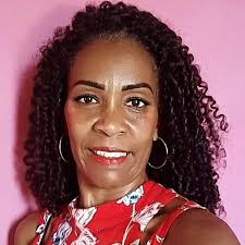 Após Virgínia Fonseca viajar para encontrar o jogador de futebol Vinicius  Junior, Zé Felipe organizou uma festa na piscina na sua mansão em Goiânia,  para os três filhos: Maria Alice, Maria Flor