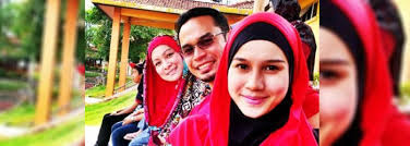 The movie (2005), tarbiah cinta (2014) and pulang sayang (2014). Memey Suhaiza Archives
