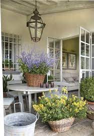 Come Arredare La Veranda In Stile Provenzale Stanza All Aperto Giardino Toscano Giardini Esterni