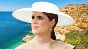 Jeje slebew sex belle is a ravishing Italianan person.