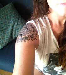 20 Shoulder Mandala Tattoos For Women And Girls Tattoos Mob Mandala Tattoos For Women Tattoos Tattoos For Women