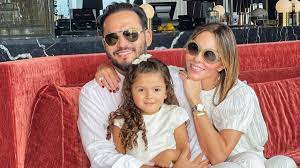 Hija menor de Paula Andrea Betancur decidió no ser reina: ¿a qué se  dedicará? | Red+ Noticias 15 Minutos