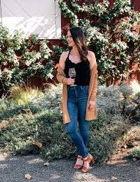 Napa Wine Tasting Outfit Lauren Campbell In 2021 Wine Tasting Outfit Wine Tasting Outfit Summer Wine Tasting Outfit Spring