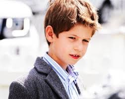 Kim jest najmłodszy wnuk królowej Elżbiety II? Oto James, wicehrabia  Severn!