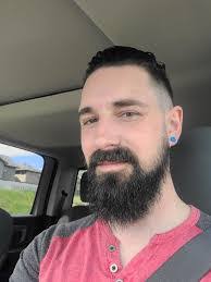 Daniel Menger's Instagram, Twitter & Facebook