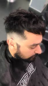 Infatti, esistono molte tendenze per il 2019 e 2020 che riportano alla luce tagli quasi di ispirazione militare, ma con un tocco più. Taglio Capelli Archivi Graffiti Hair Angelocarbone