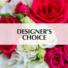 Inspired by the english countryside, interior design and all things floral, every arrangement is handmade with love and attention to detail. Tt Anc Choice Designer S Choice For Anc In Arlington Va Arlington Cemetery Flowers By Twin Towers Florist