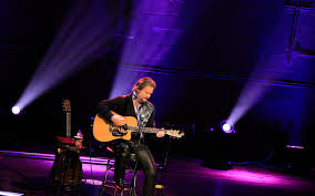 Juanita K Hammons Hall Hosts Travis Tritt